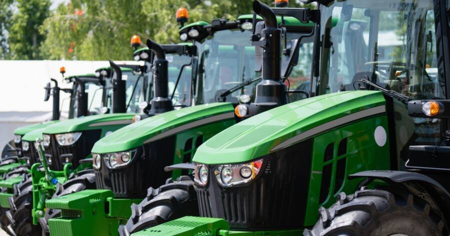 How to Navigate Online Tractor Purchases