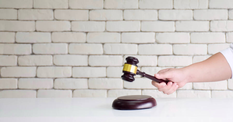 How to Buy Furniture at Police Impound Auctions